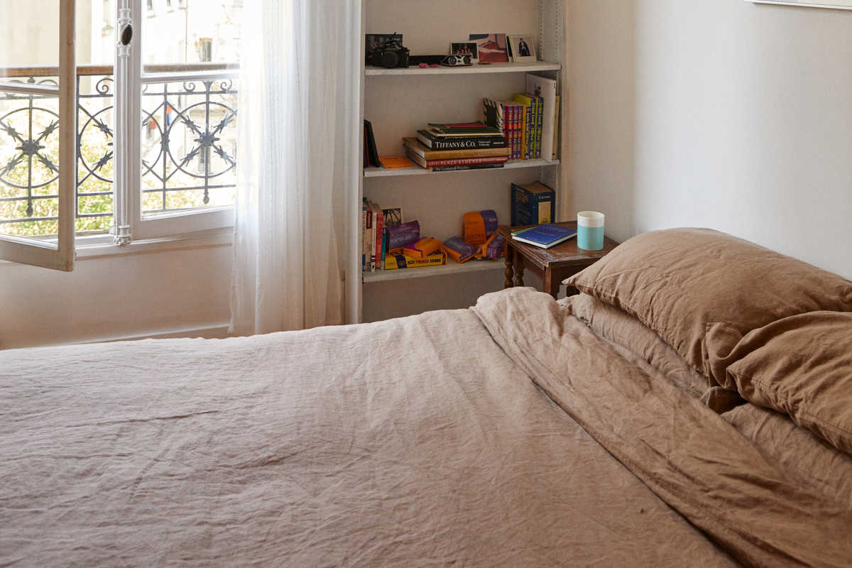 A Writer’s Sunny Apartment in Paris