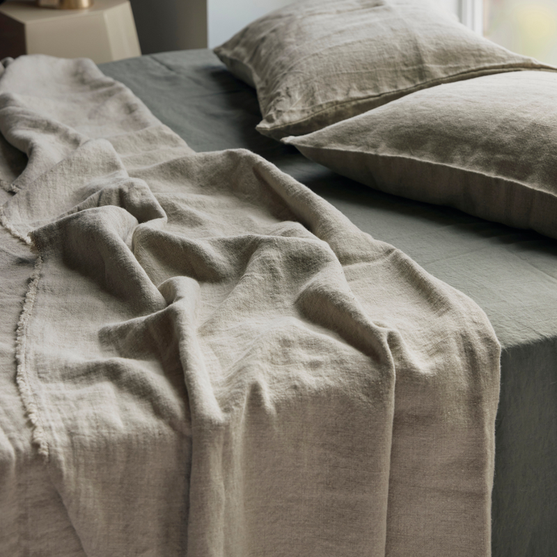 Standard Heavy Linen Bed Cover in Natural